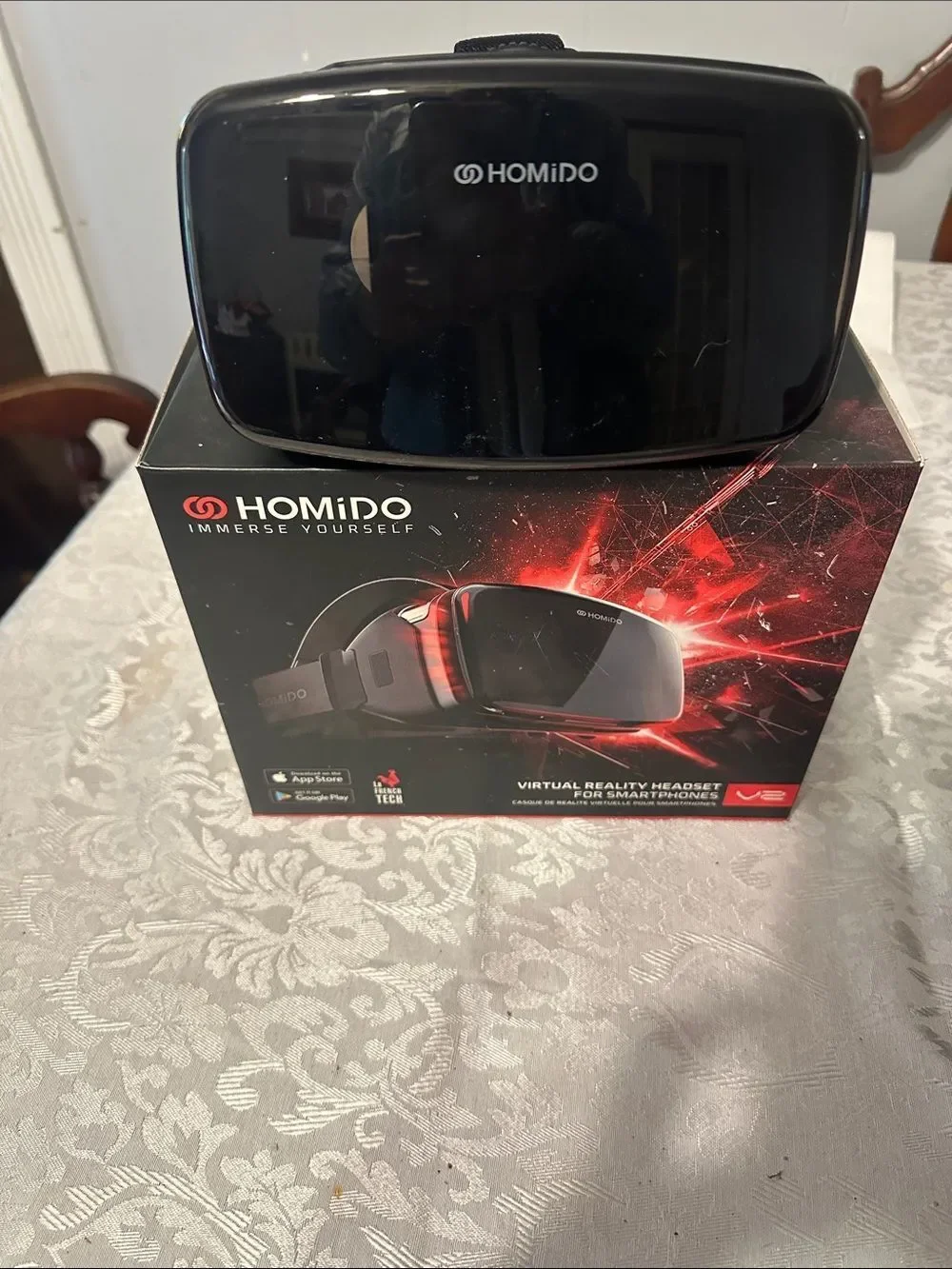 Homido Black VR Headset for Smartphones - Immersive Virtual Reality